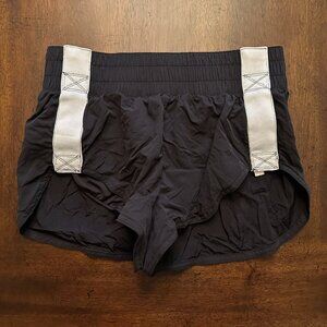 Trail Angel Shorts - Black - XS